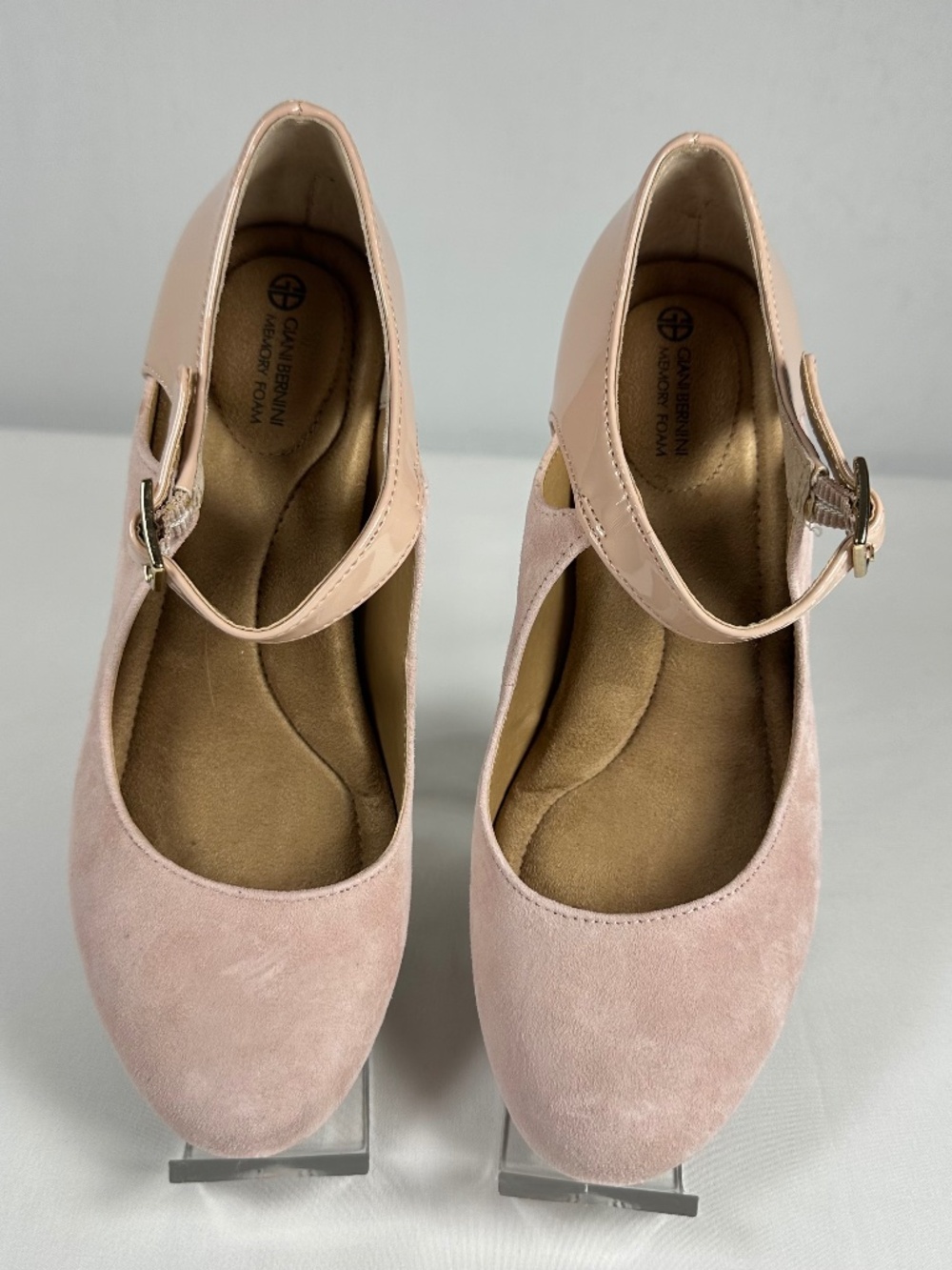 Giani Bernini Memory Foam Pink Heels Leather Size 5.5 Buckle Closure Women's